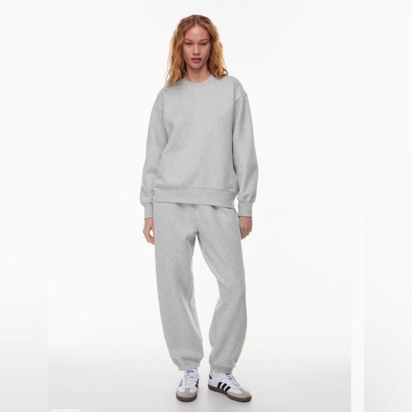 TNA Tops - Aritzia TNA Sweatfleece Cozy Fleece Boyfriend Crew Sweatshirt Light Heather Grey